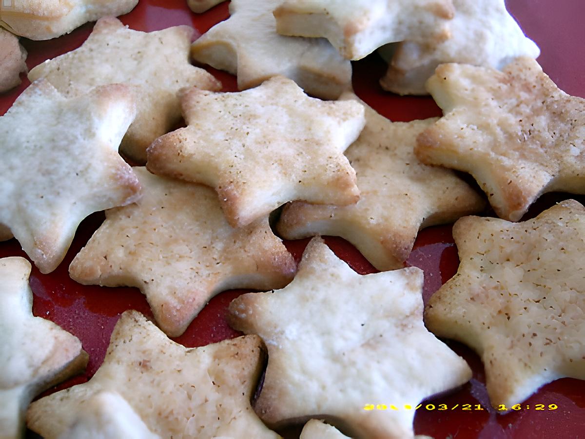 recette étoiles sablées à la cannelle