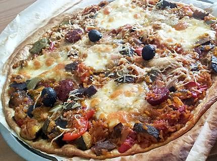 recette Pizza ratatouille chorizo et mozzarella