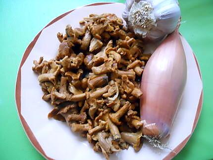 recette CREVETTES AUX GIROLLES