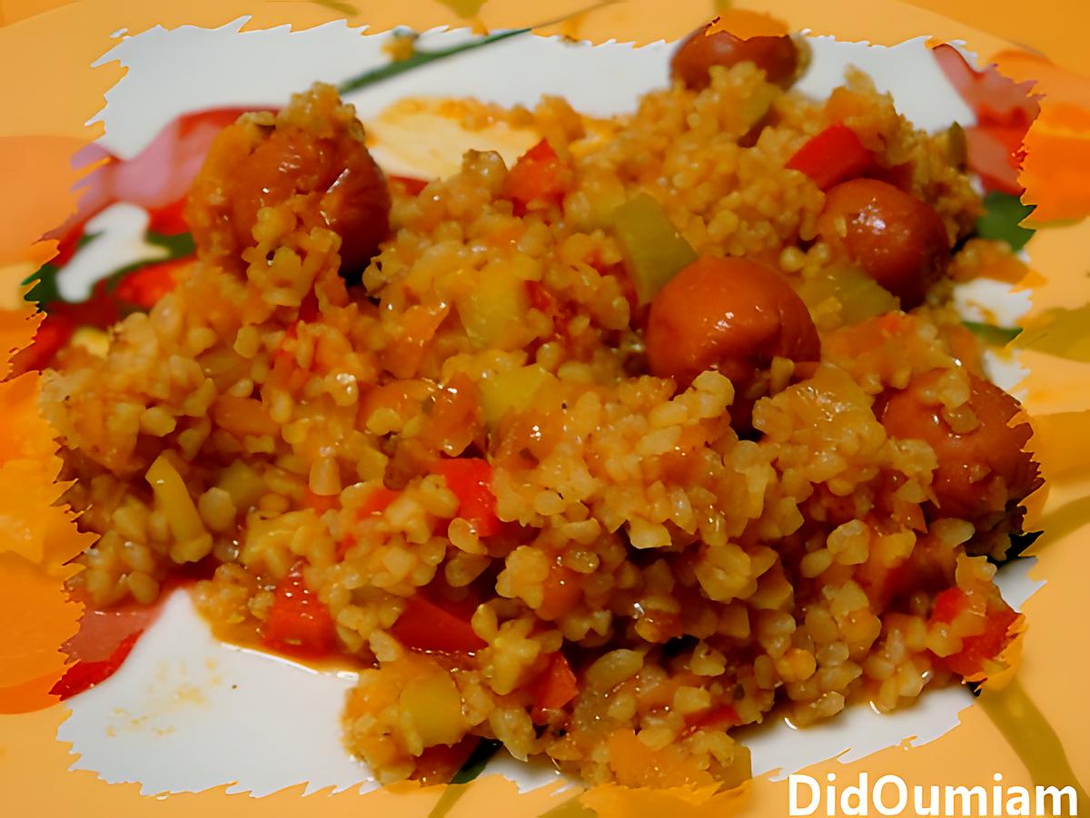 recette Boulghour légèrement piquant aux légumes et knakis au fromage