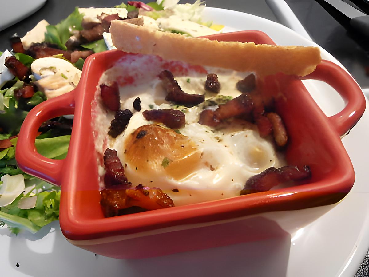 recette oeufs cocottes aux champignons et petits lardons grillés