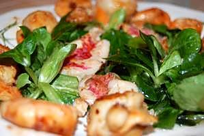 recette Salade rouget, coquille saint jacques et crevettes