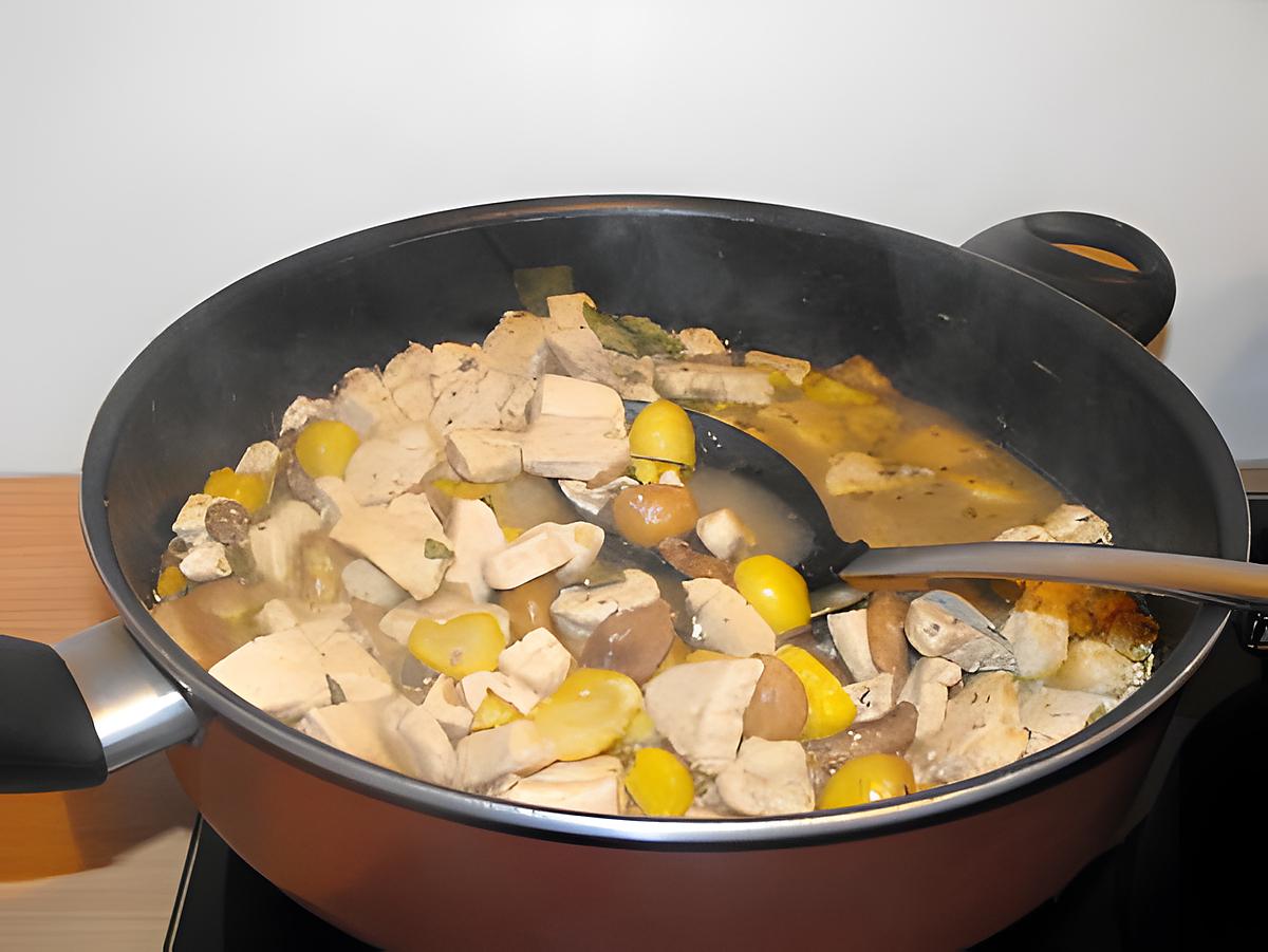 recette POULET AUX MARRONS ET CHAMPIGNONS