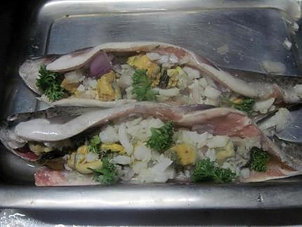 recette Truites saumonnées farcies au four.