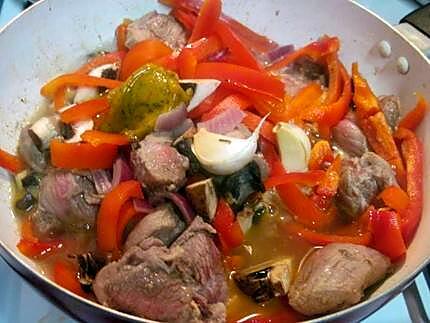 recette Sauté de veau aux poivrons rouges.
