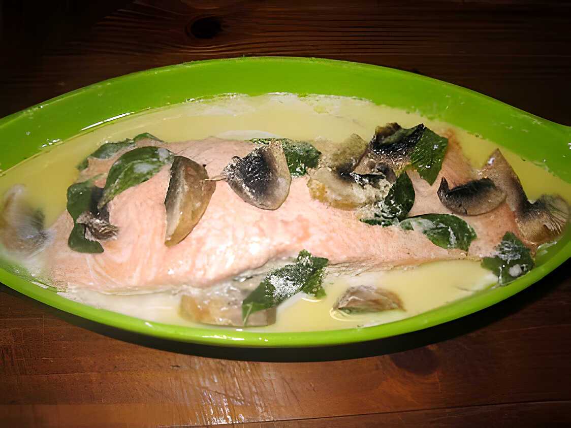 Saumon rose aux légumes au micro-ondes