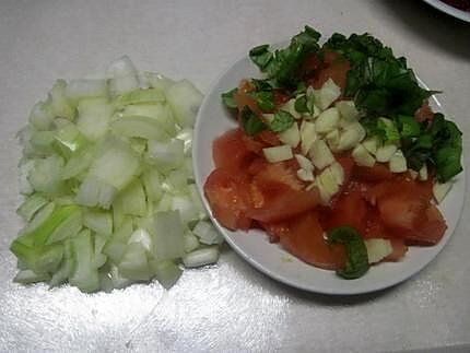 recette Tortillas garnis de boeuf haché, et de légumes.