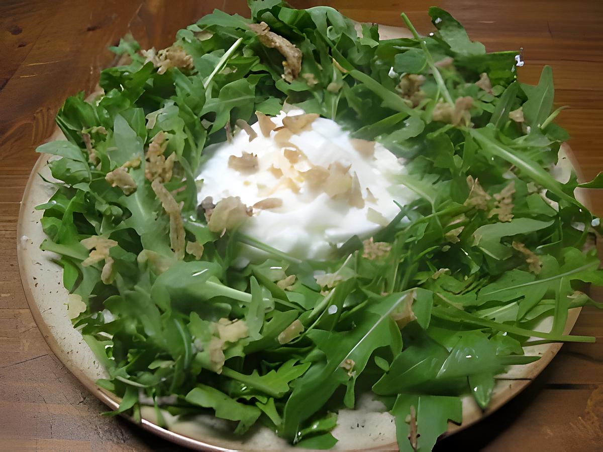 recette Nid de roquette et oeufs mollet.