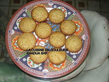 recette Petits gâteaux moelleux à l' ananas et aux cerises