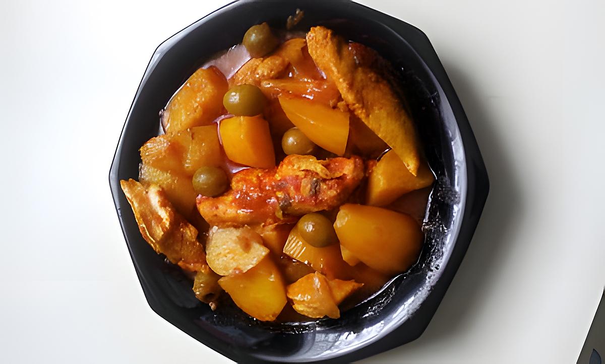 recette Délice de pomme de terre au poulet et olives .