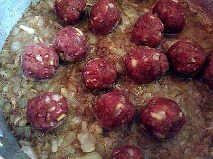 recette Tajine de boulettes de viande aux champignon