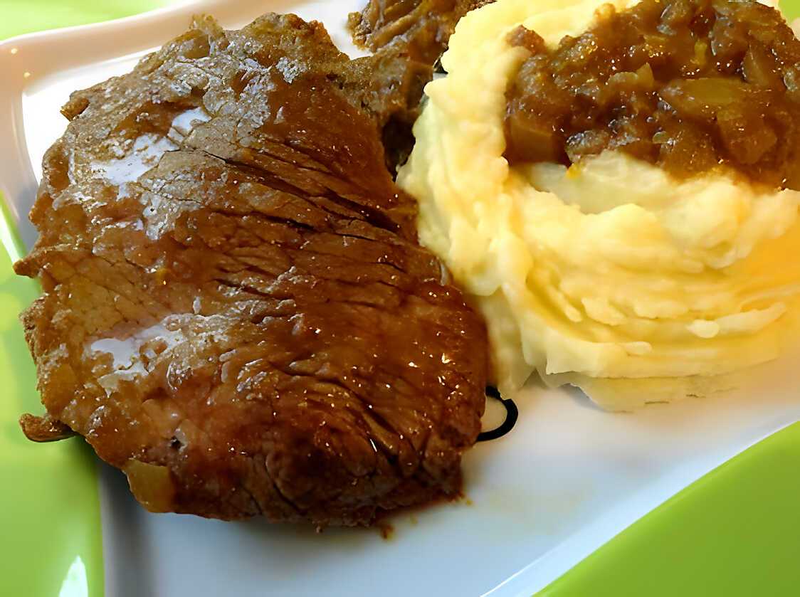 Recette Avec Steak De Boeuf Boeuf Kampot Poivre Cambodge Nom 9 Recette de Steak de boeuf en sauce et la purée de pomme de terre