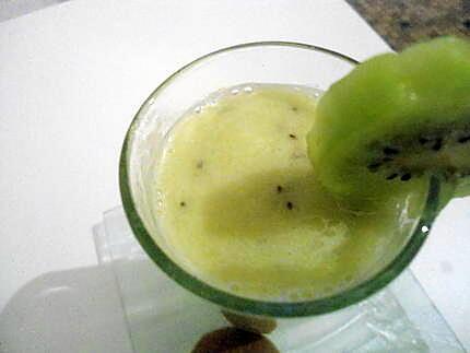 recette SMOOTHIE BANANE KIWI