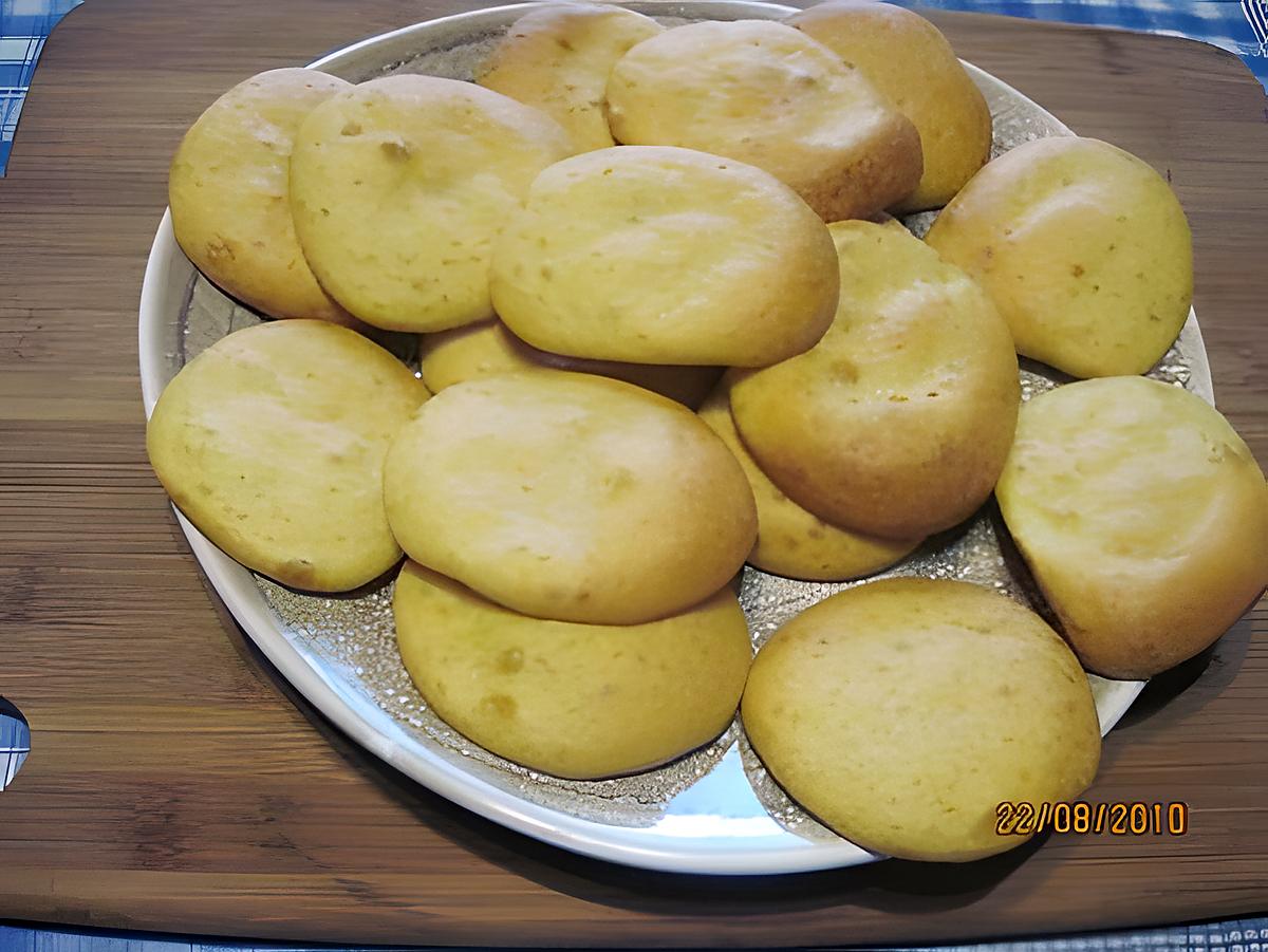 recette Petits gâteau au lait tourné /cailler à la cannelle.