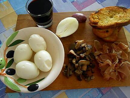 recette MES  OEUFS  DURS  AU  VIN  ET PAIN GRILLE