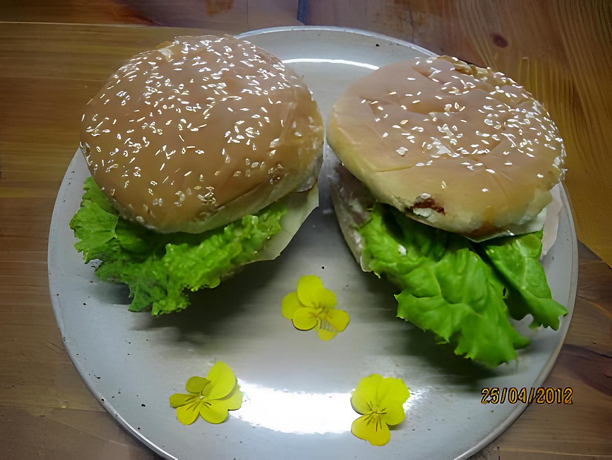 recette Hamburgers aux médaillons saumon rose.