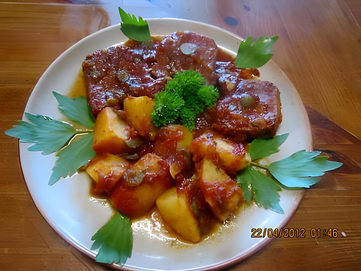 recette Langue de boeuf en sauce tomates et cornichons.