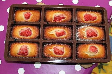 recette FINANCIERS A LA FRAISE