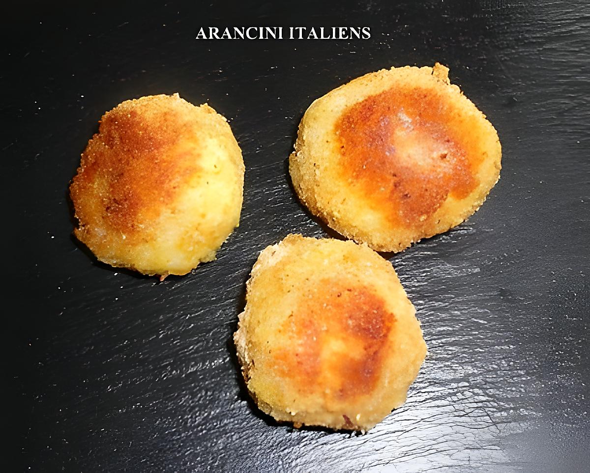 recette ARANCINI ITALIENS (BOULETTES DE RIZ MOZZARELLA)