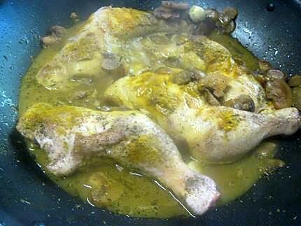 recette Cuisses de poulet au curcuma.