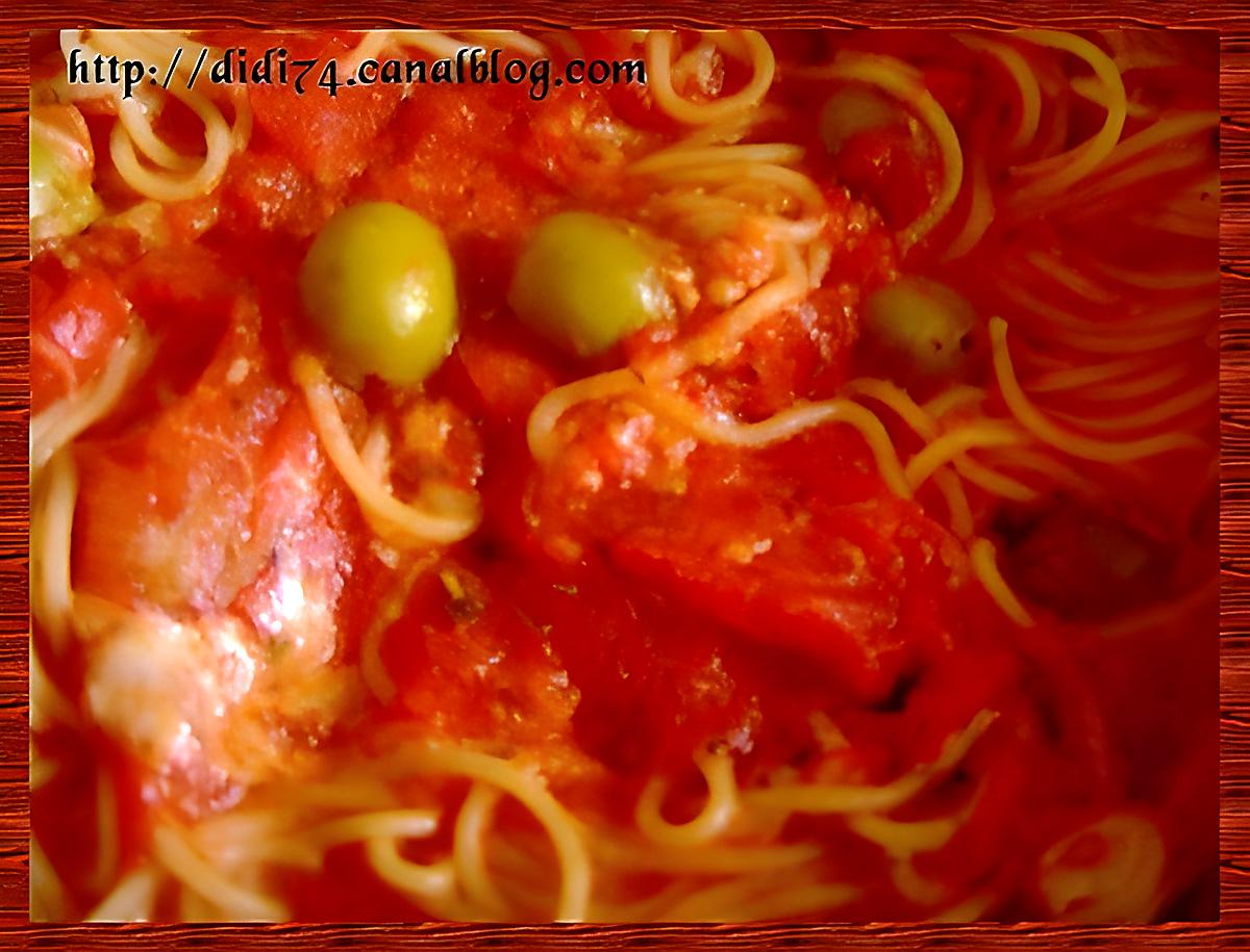 recette capellinis aux olives et sauce tomate