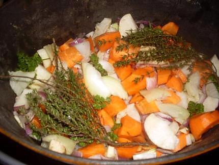 recette Cotes de sanglier aux légumes et en sauce.