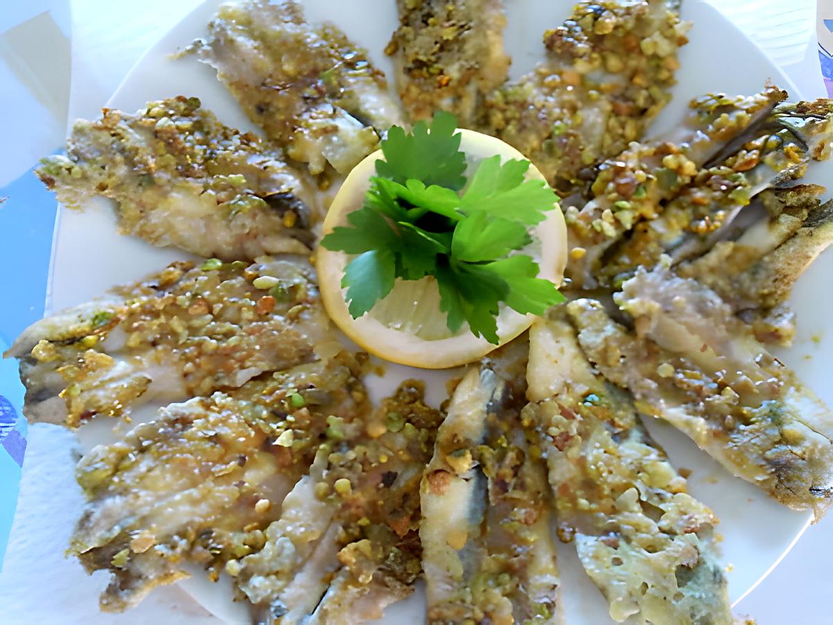 recette ANCHOIS   FRAIS  PANES  AUX  PISTACHES