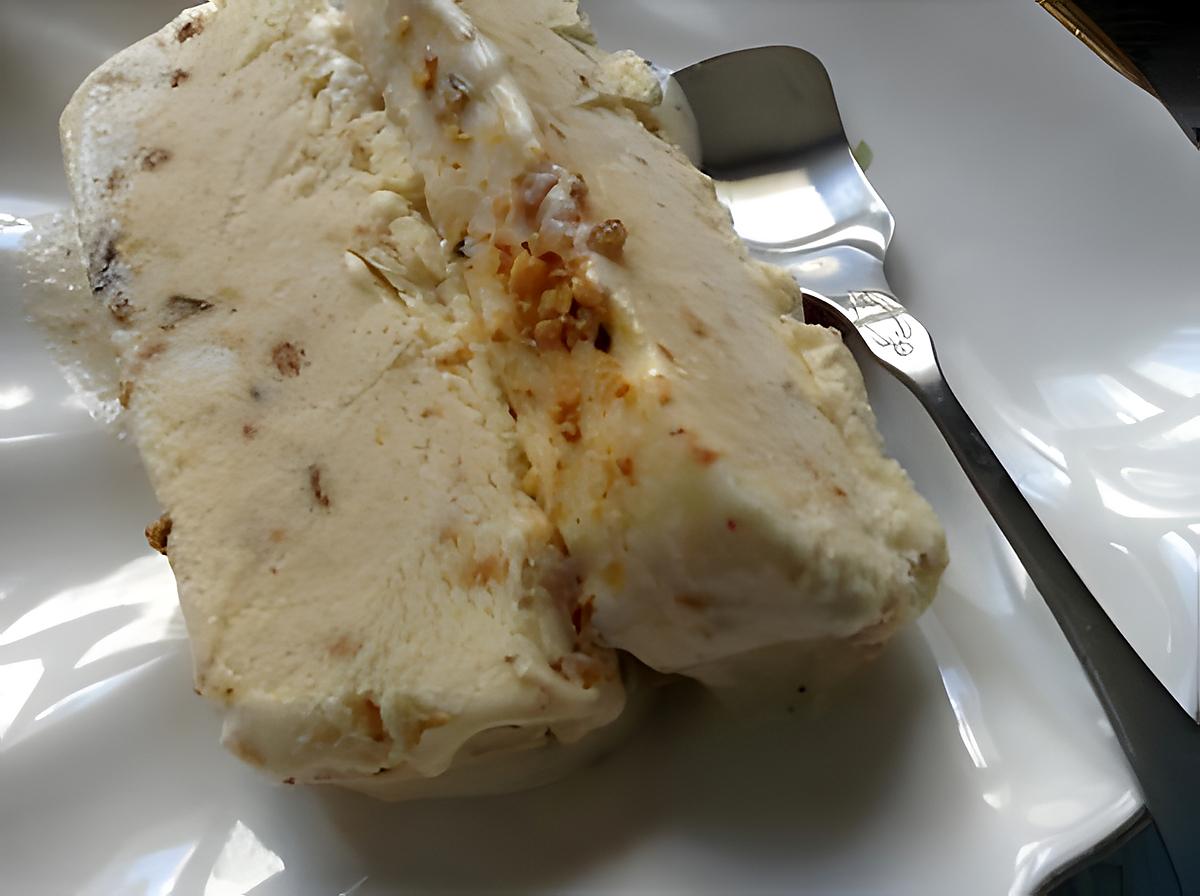 recette Glaces aux amandes effilés caramélisées