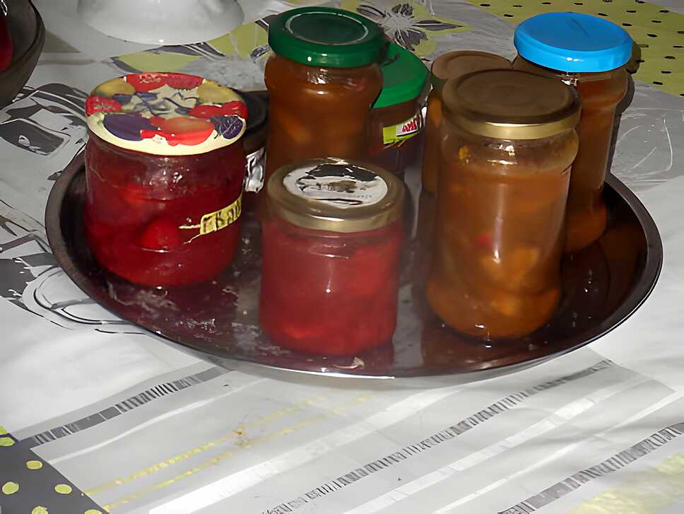 recette confitures fraises et rhubarbe abricots; et amandes ajoutées a la confiture d abricots,,,;et!!!!!