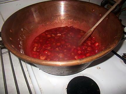 recette confitures fraises  et rhubarbe abricots;  et amandes ajoutées a la confiture d abricots,,,;et!!!!!