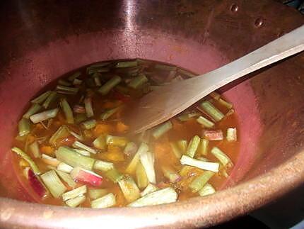 recette confitures fraises  et rhubarbe abricots;  et amandes ajoutées a la confiture d abricots,,,;et!!!!!