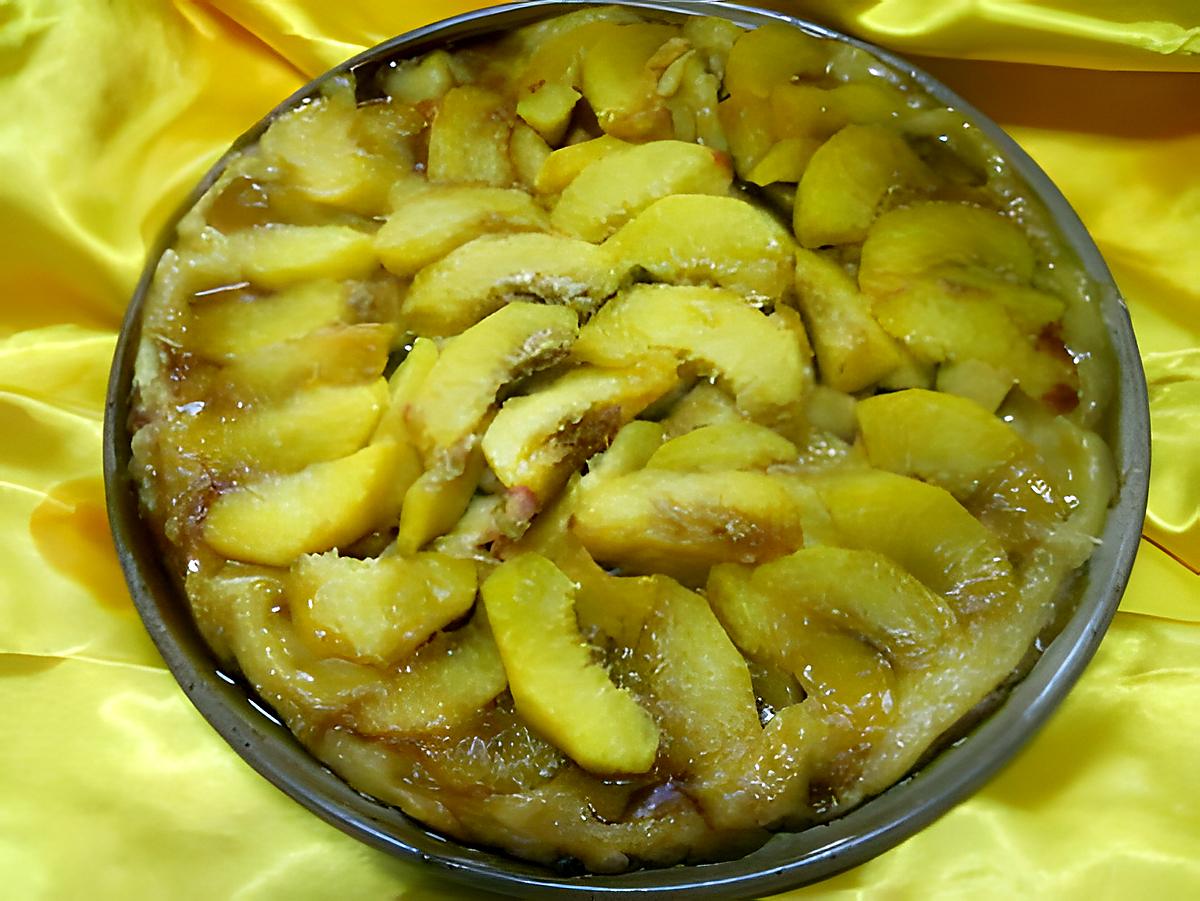 recette Tatin aux pêches jaunes.