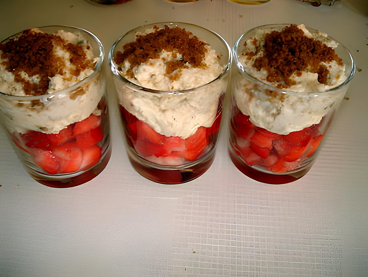 recette Verrine de fraises et chantilly au spéculoos