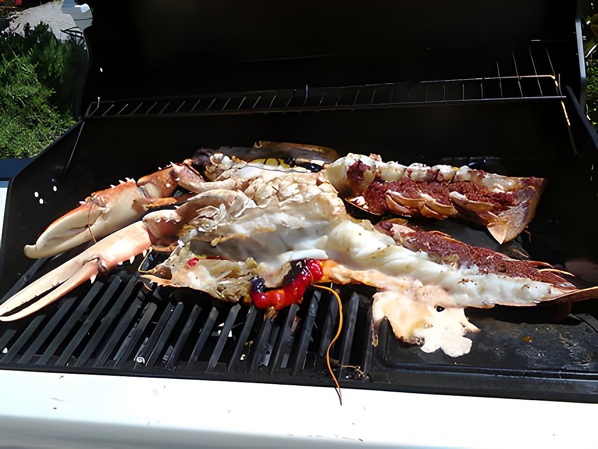 recette homard grillé au barbecue et sa petite sauce