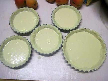 recette Tartelettes à la crème aux abricots.