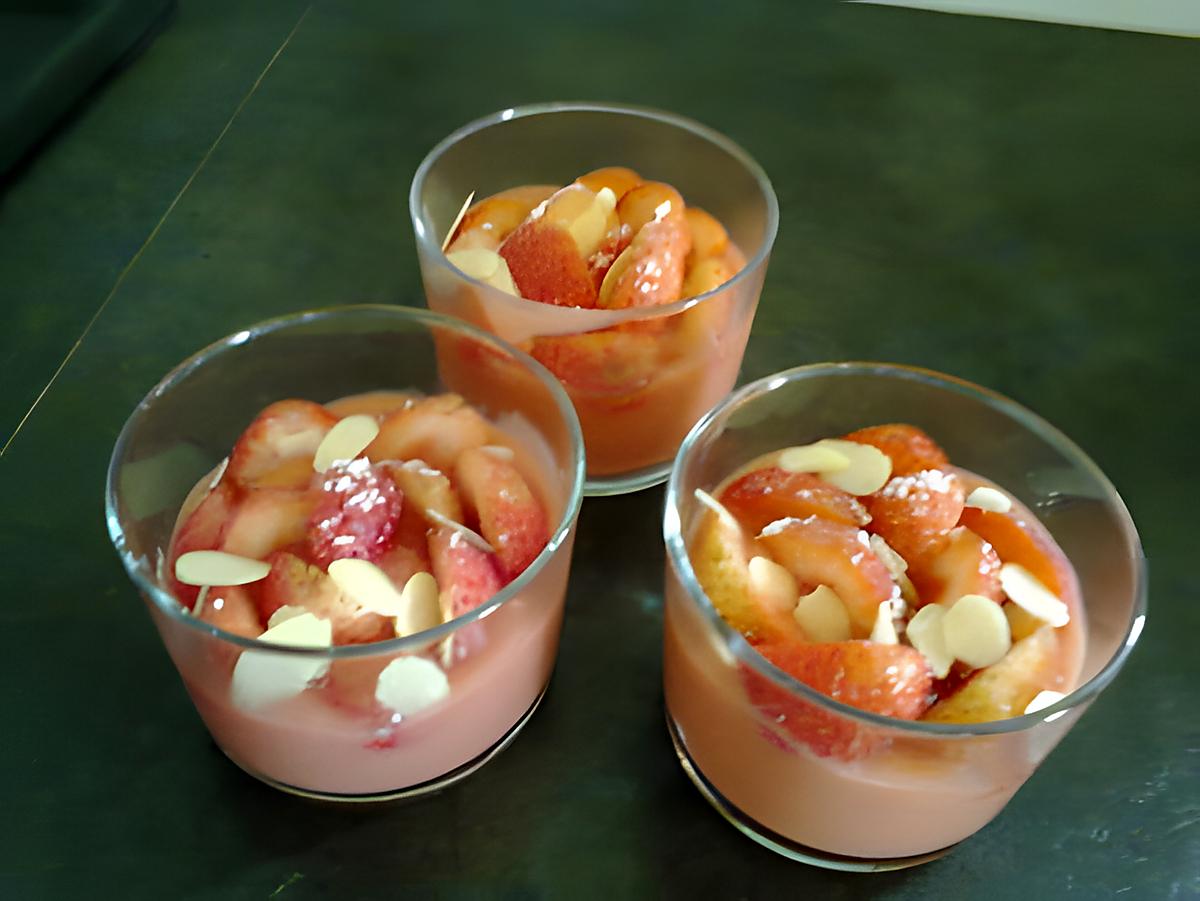 recette petite mousse de fraise et amande éffilées