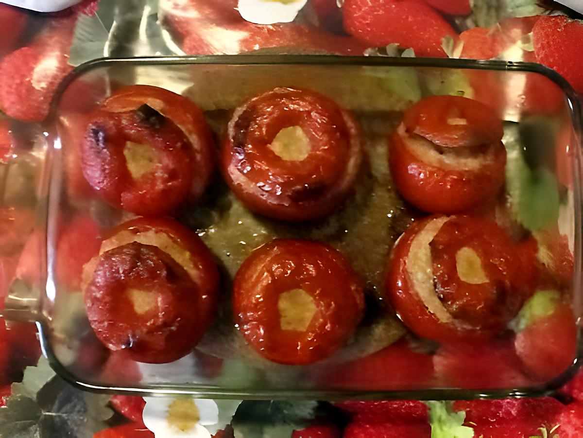 recette Tomates farcies à la chair à saucisses