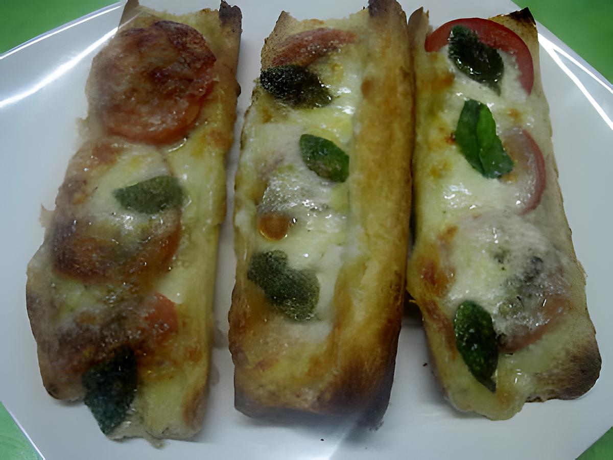 recette Tartines, tomates, mozzarella à ma façon, de peppette.