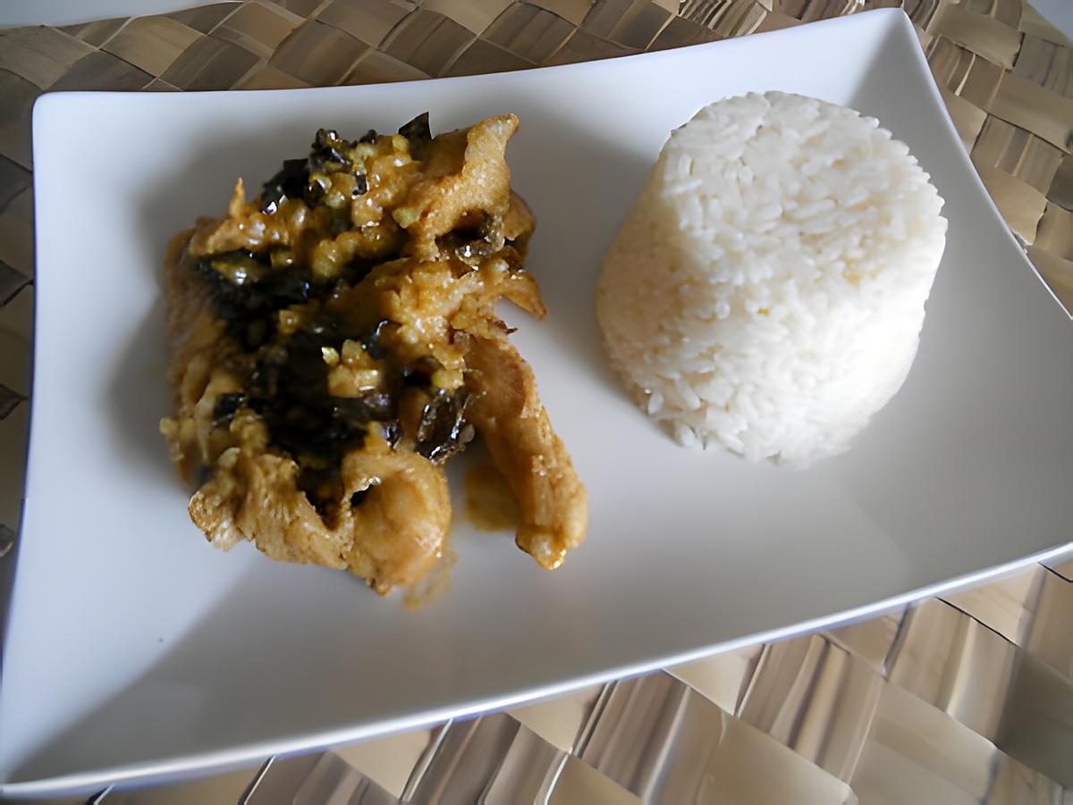 recette Poulet marinée au champignons noir et amandes