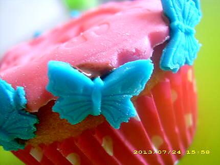 recette cupcakes au nutella et décor en pâte à sucre (papillon)