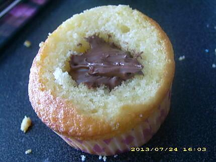 recette cupcakes au nutella et pâte à sucre (fleur)