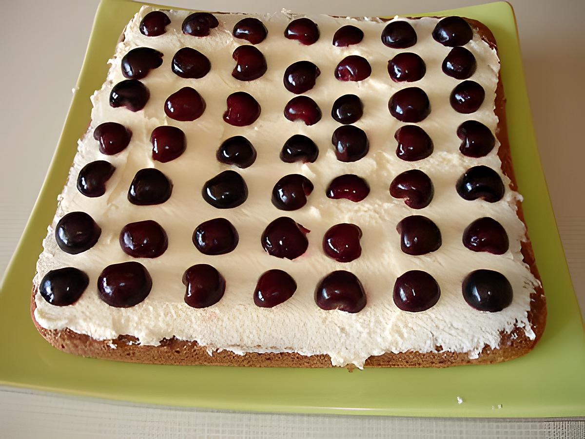 recette tarte génoise aux cerises fraiches