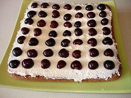 recette tarte génoise aux cerises fraiches