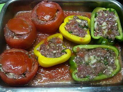 recette Tomates et poivrons farcis.