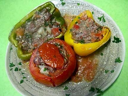 recette Tomates et poivrons farcis.