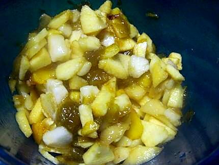 recette Une compotée de fruits à la confiture de rhubarbe.