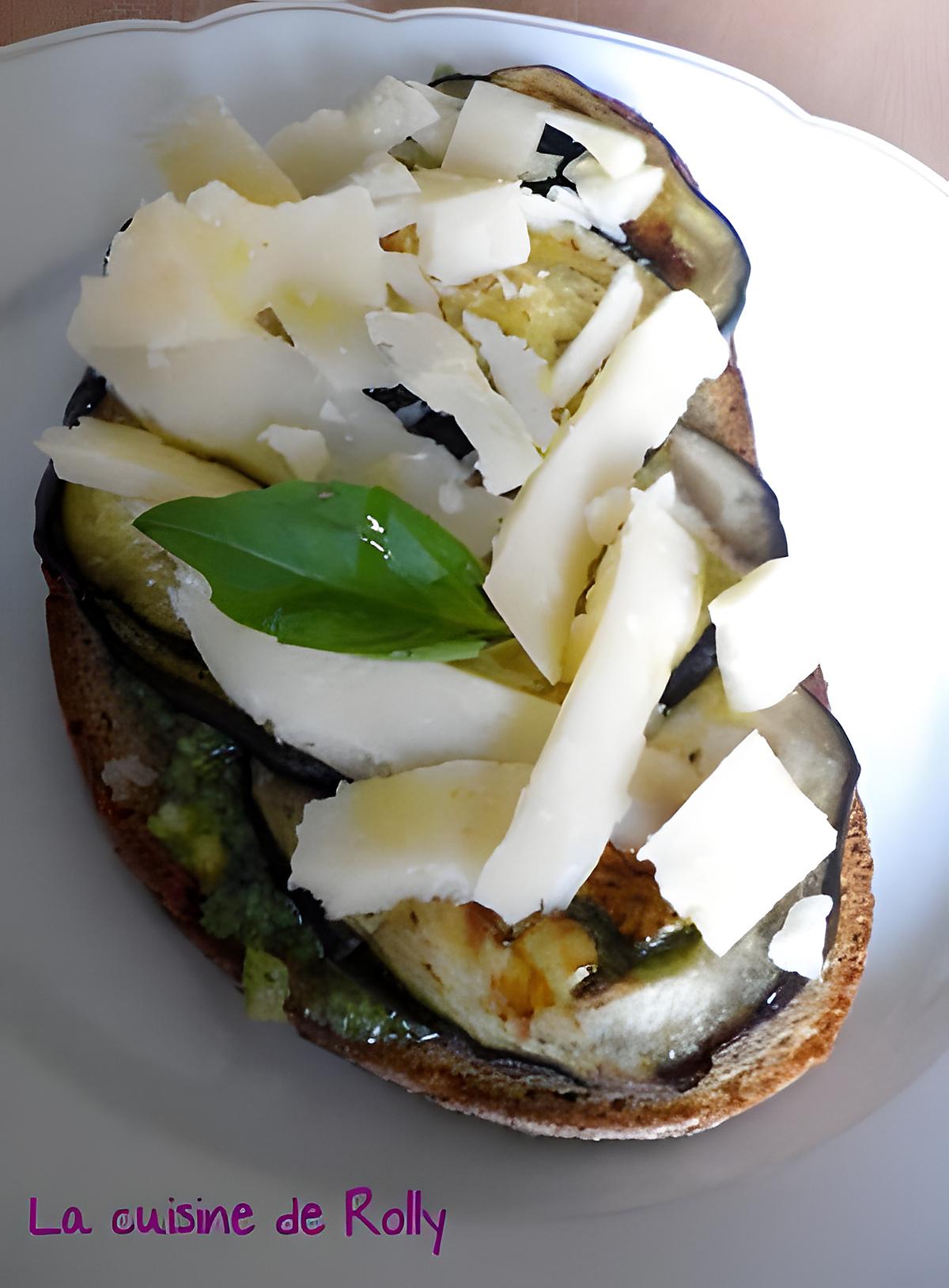 recette Bruschetta pesto, aubergine et parmesan