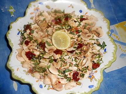 recette Salade de champignons aux tomates séchées