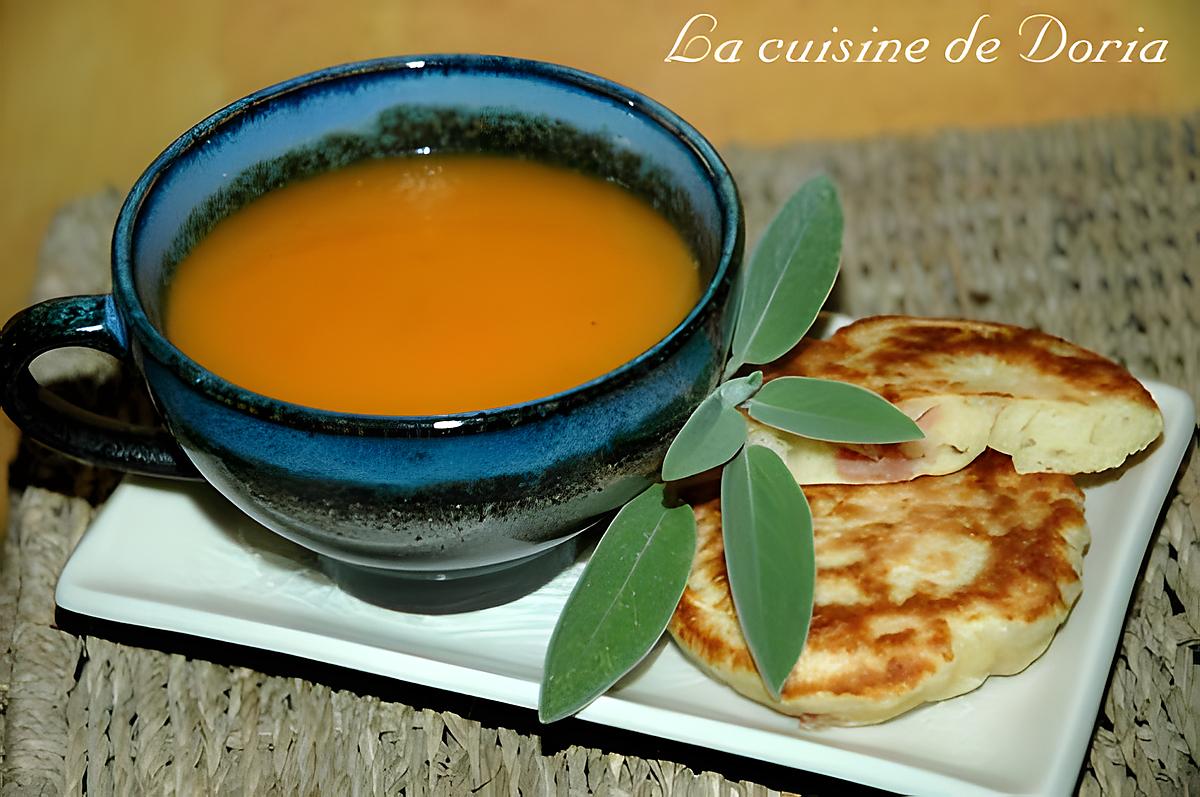 recette Velouté de courge muscade et blinis au jambon de pays et parmesan