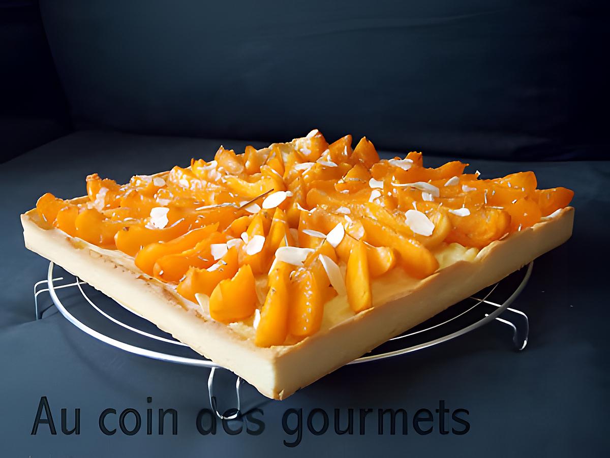 recette Tarte à la crème/Abricots au miel-romarin